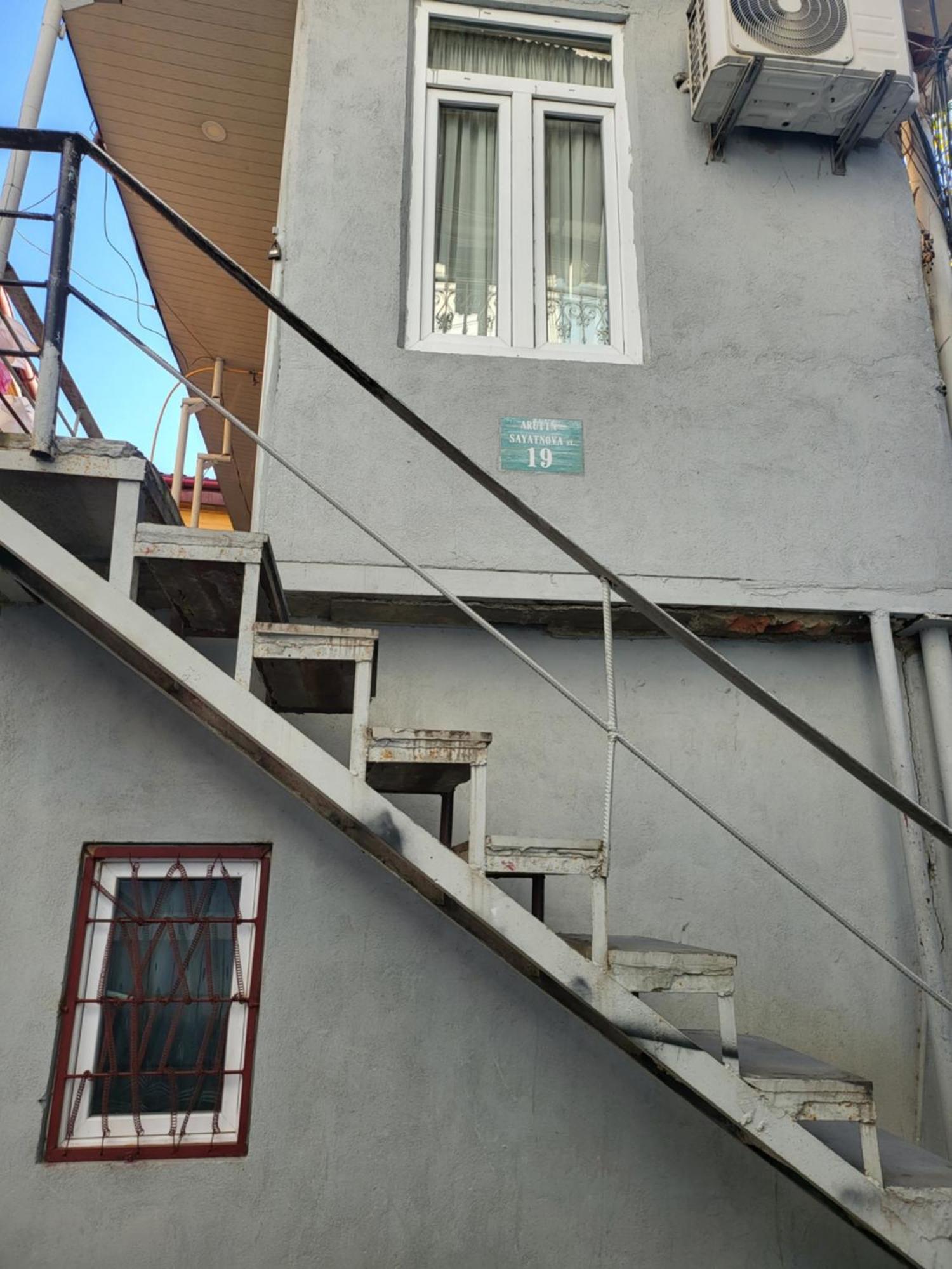 Guesthouse Sabina Тбилиси Экстерьер фото