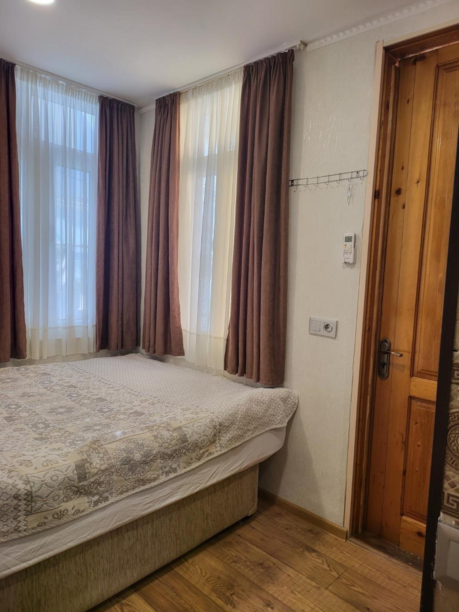 Guesthouse Sabina Тбилиси Экстерьер фото
